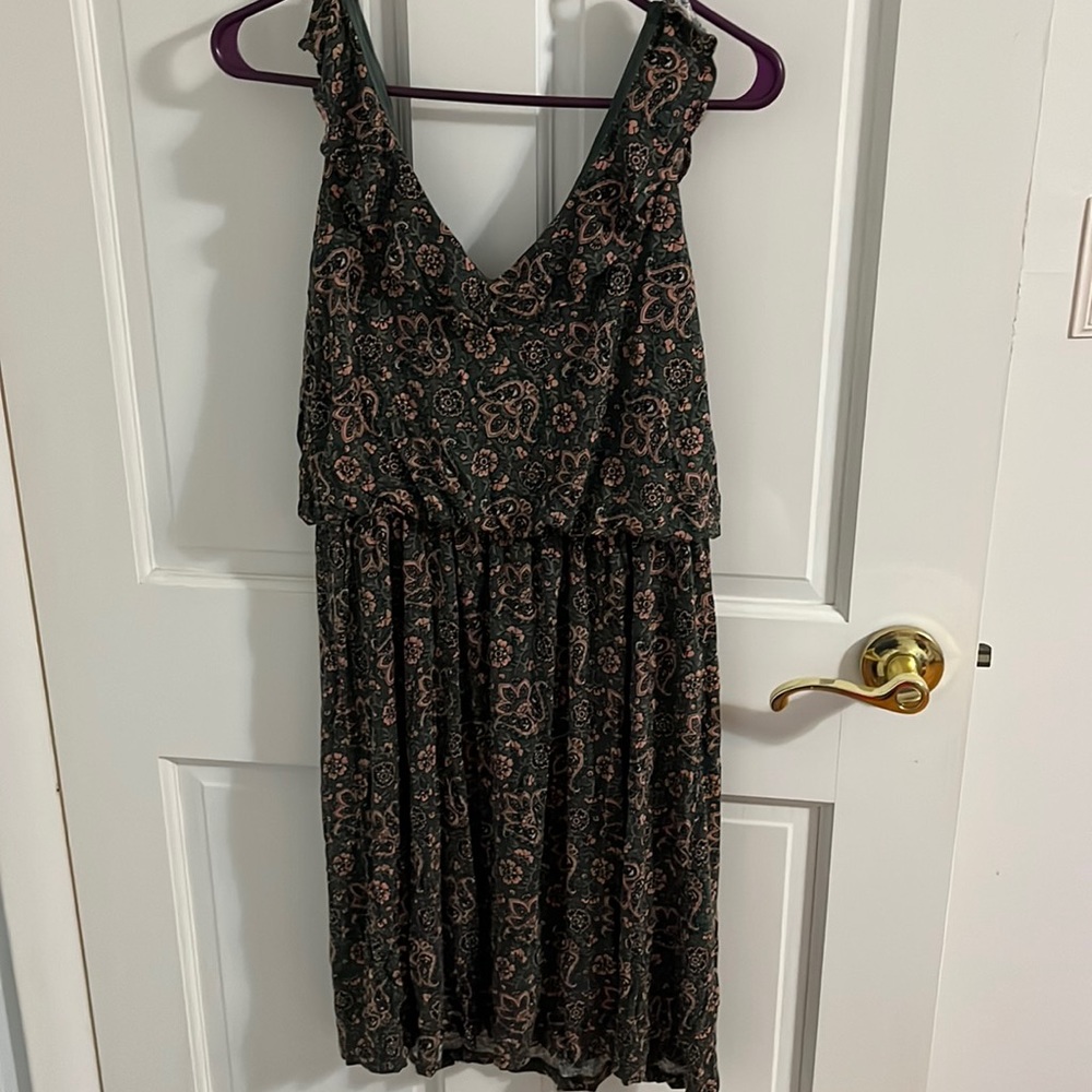 Loft. Summer dress. Green and pink. Size medium
